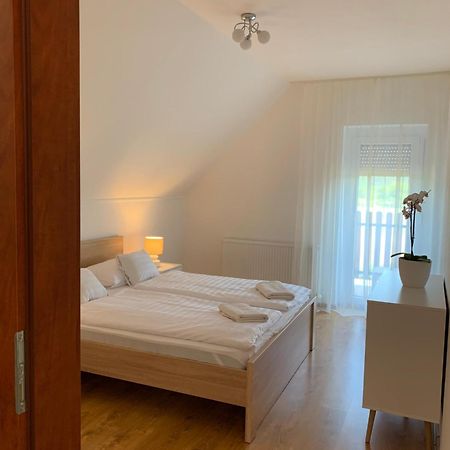 Feher Orchidea Apartman Egerszalók Exteriér fotografie